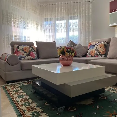 Dragoj Apartment Pogradec